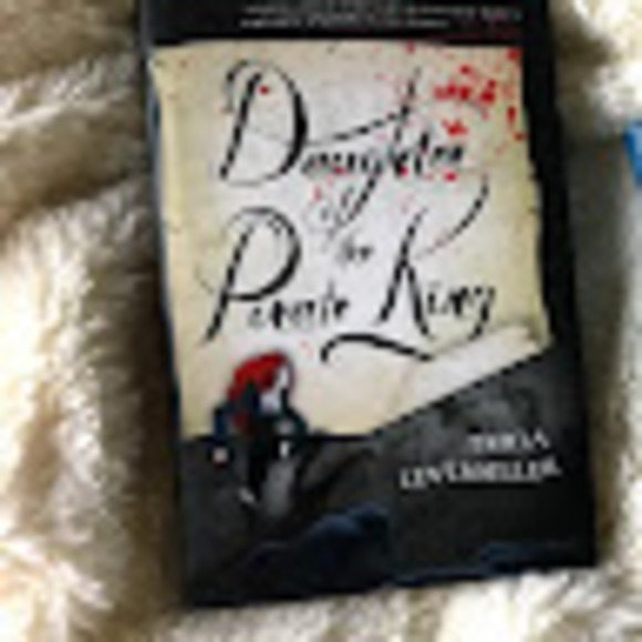 Meet your Posher, Brooke - Picture 1 of 1